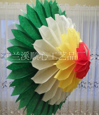 情人节与圣诞节灯笼供应 蜂窝纸灯笼与圣诞钟灯厂家直销，世界工厂网工艺礼品优选